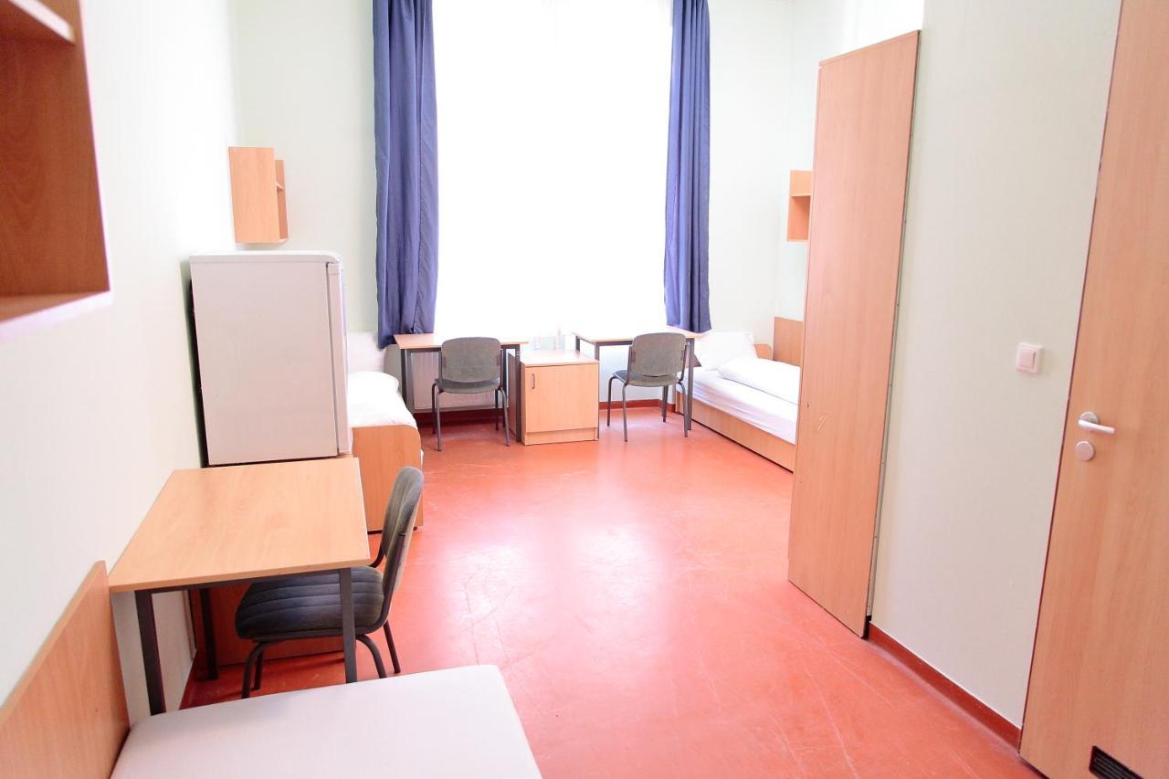 Pop Up Hostels - Downtown Boedapest Buitenkant foto